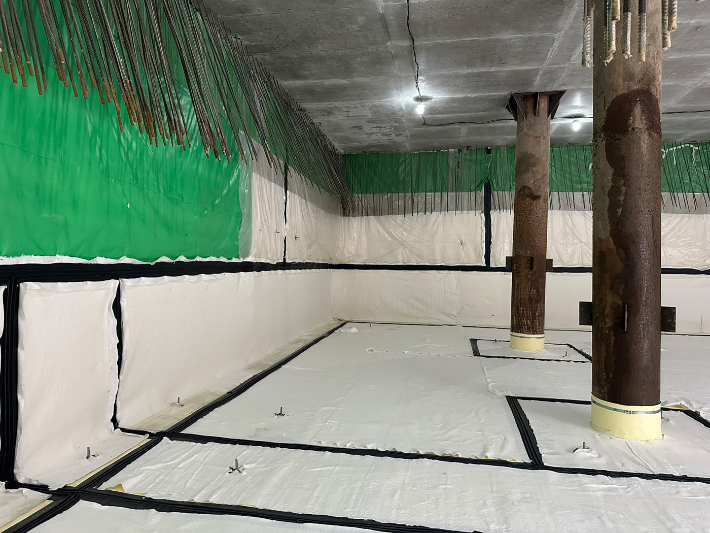 Заливка фундаментной плиты на Light city